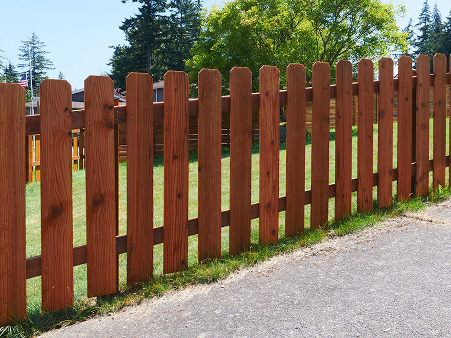 Wood fence contractor in Bellingham Washington