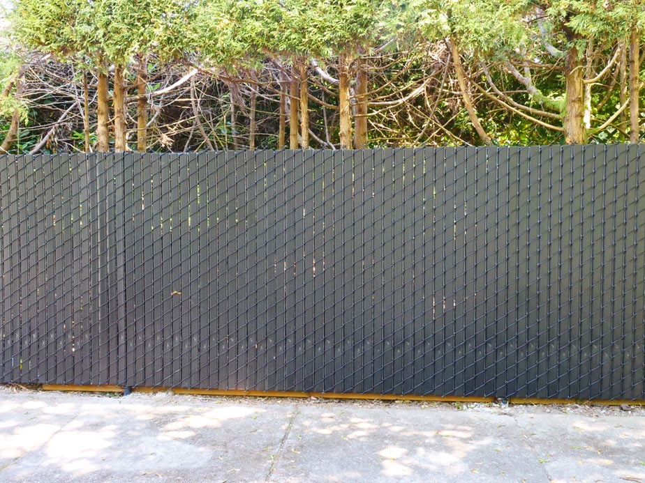 Ferndale Washington commercial fencing company