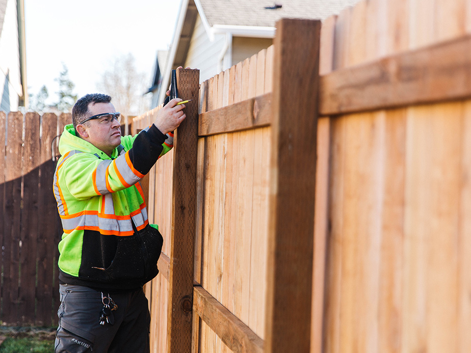 Lynden Washington Professional Fence Installation